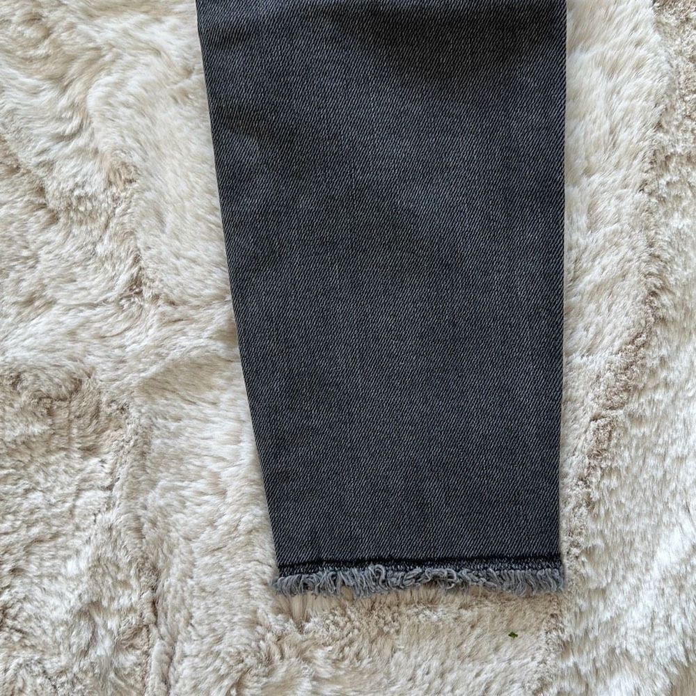 Good American Good Curve Skinny Crop Jeans Size 00/24 - Picture 9 of 9